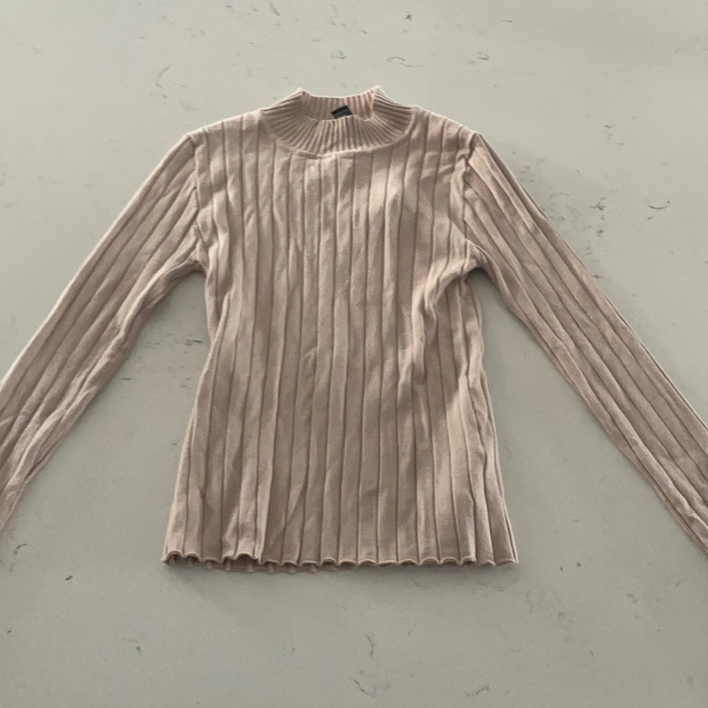 Forever 21 top, never been worn before still has tags on it!